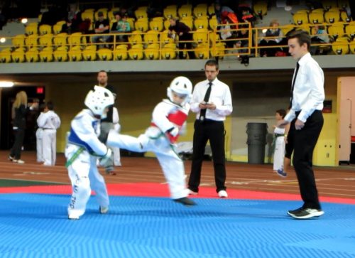 Sam back kick 2